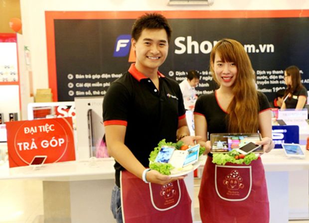 FPT Shop mở đại tiệc trả góp không cần trả trước, hoàn tiền đến 12 triệu đồng.