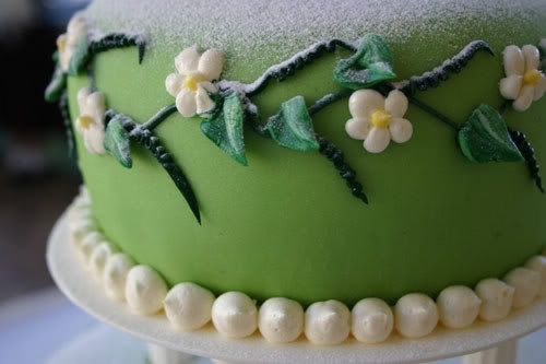 green_cake.jpg