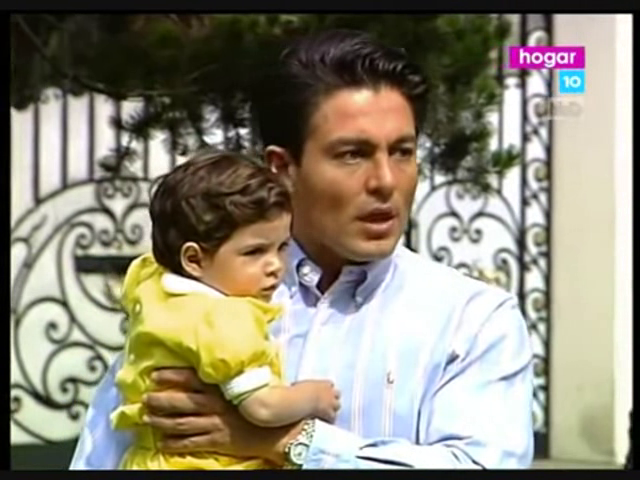  photo vlcsnap-2015-04-12-21h57m15s61_zpsxe1yelpz.png