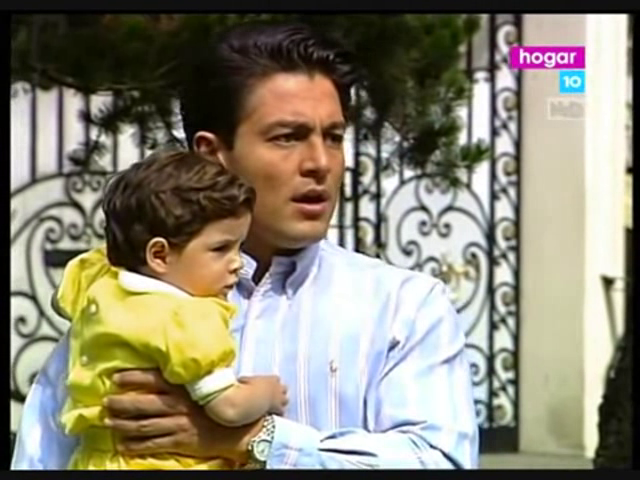  photo vlcsnap-2015-04-12-21h57m17s77_zps8qd7snaz.png