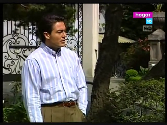  photo vlcsnap-2015-04-12-21h57m33s241_zps1guiesi3.png