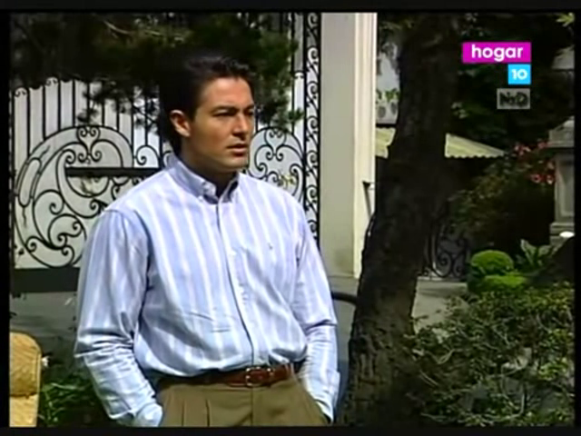  photo vlcsnap-2015-04-12-21h57m40s49_zpsjtrmgbmi.png