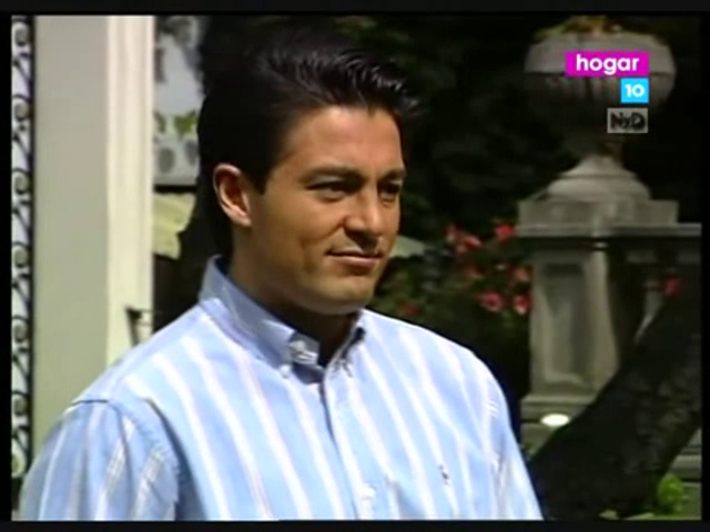  photo vlcsnap-2015-04-12-21h57m50s151_zps6mgx8gkt.png