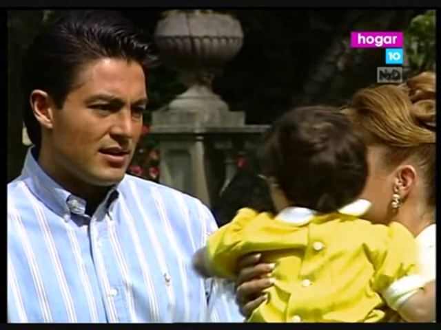  photo vlcsnap-2015-04-12-21h57m54s192_zpsucc5asvr.png