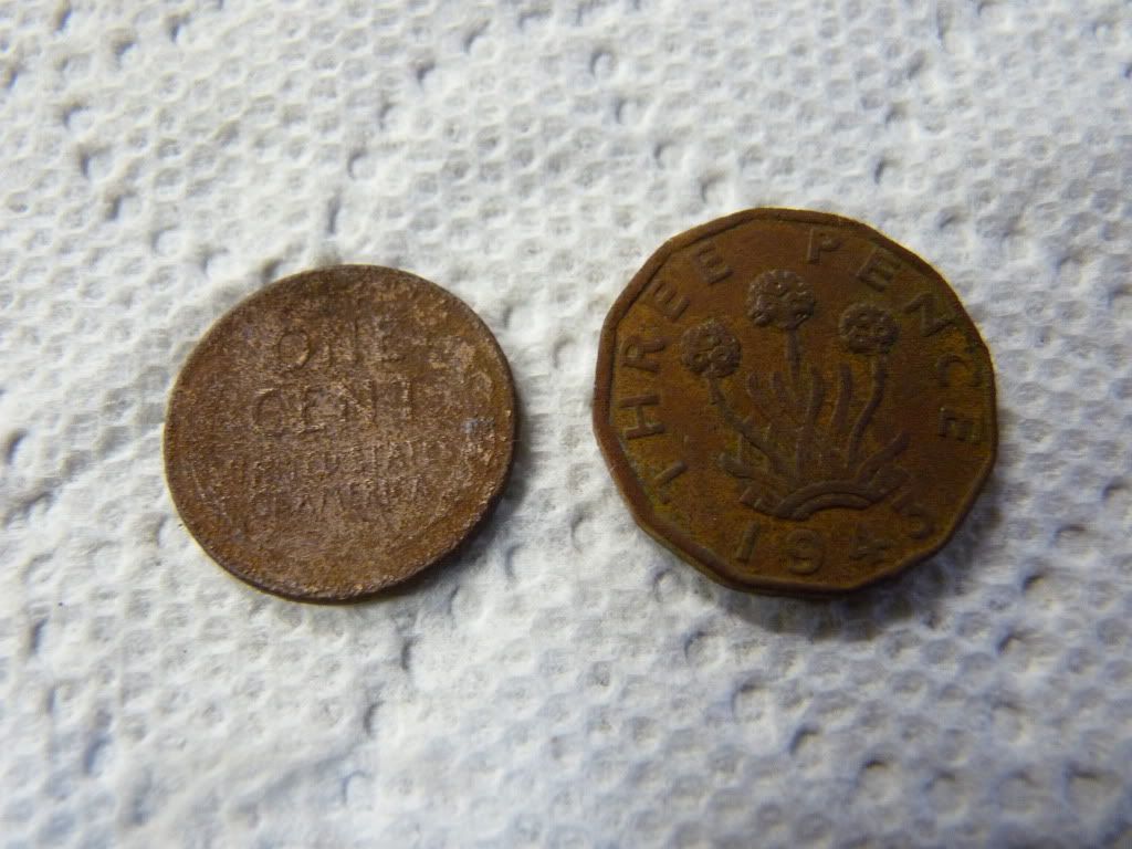threepence013.jpg