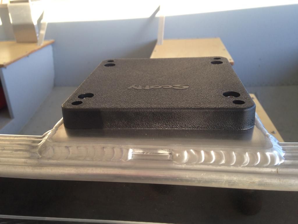 Downrigger mounts for aluminum gunwales SportFishing BC