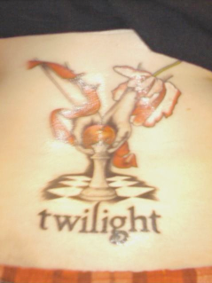 1 I Twilighters più accaniti si marchiano la pelle!